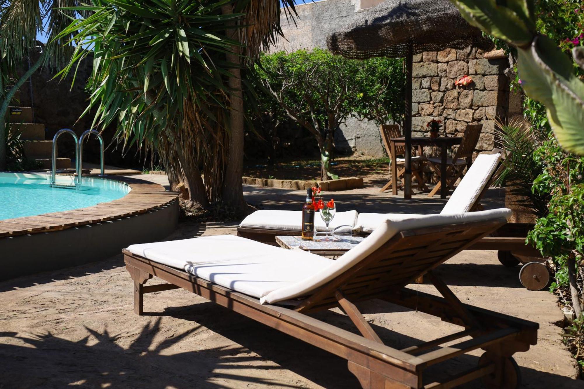 Cactus B&B Le Casette Di Marilena Pantelleria Kültér fotó